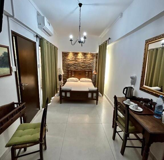 پانسیون Kipros Accommodation