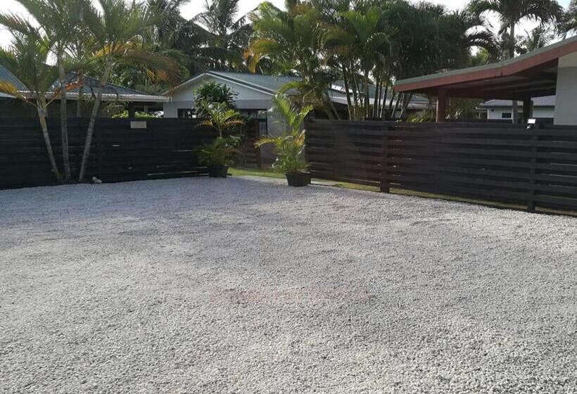 پانسیون Sunset Palms Rarotonga