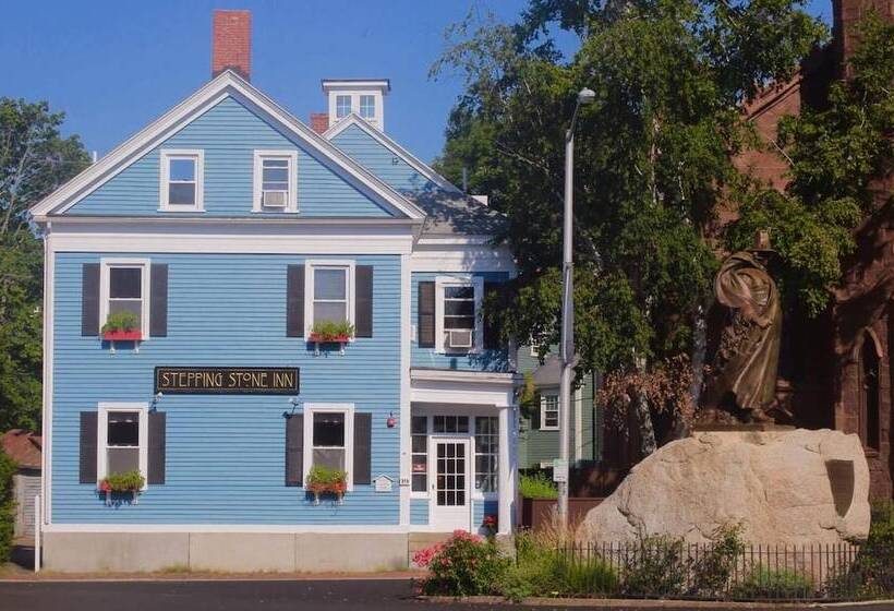 Общежитие Stepping Stone Inn