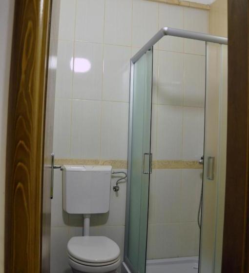 پانسیون Guest House Anna Caffe