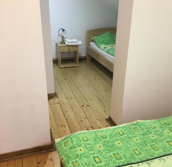 پانسیون Guest House Anna Caffe