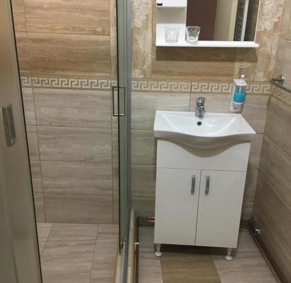 پانسیون Guest House Anna Caffe