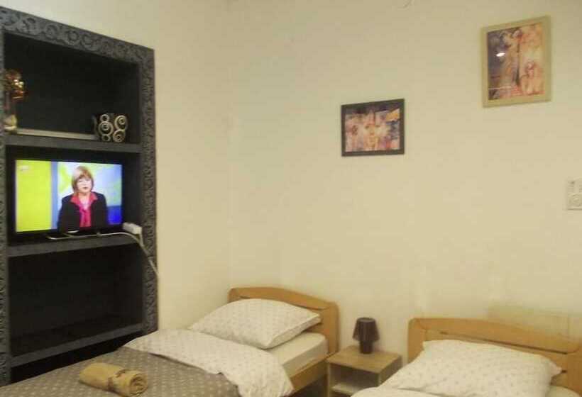 پانسیون Guesthouse Vladimir & Ana