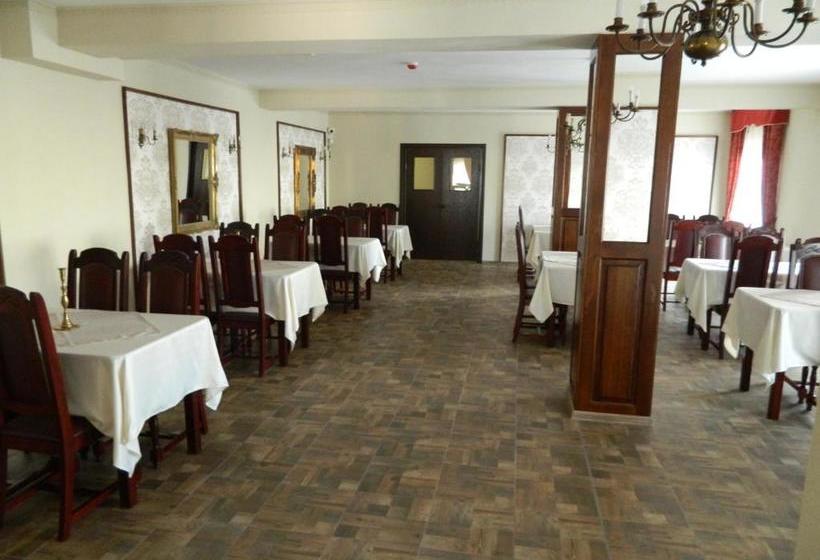 بنسيون Schassburger Tor