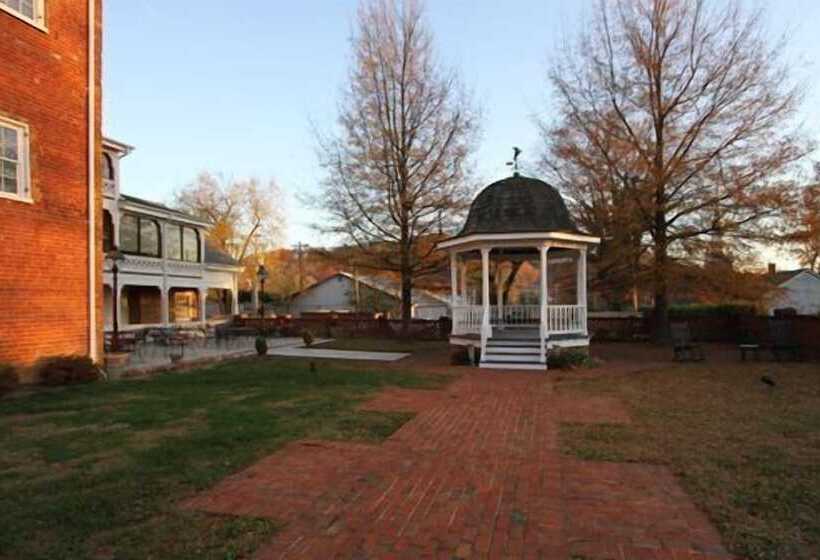旅馆 Hale Springs Inn