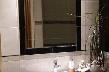 پانسیون Eileen S Bed & Breakfast   Guest House