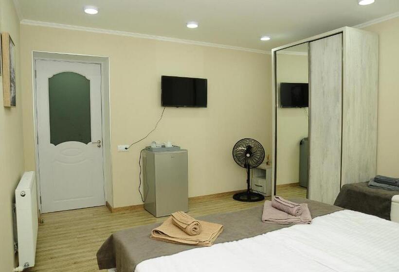 پانسیون Erik's Guest House