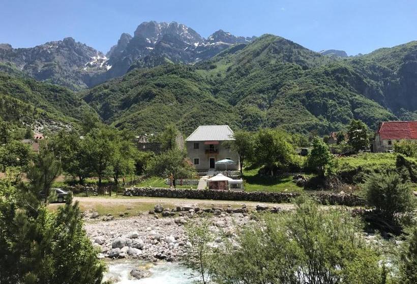 پانسیون Guesthouse Marashi