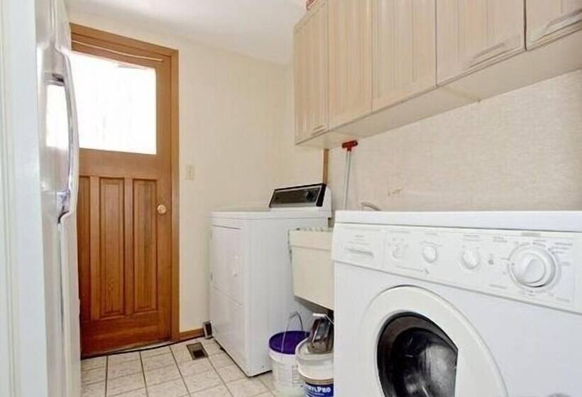 بنسيون Hb Guest Home 6