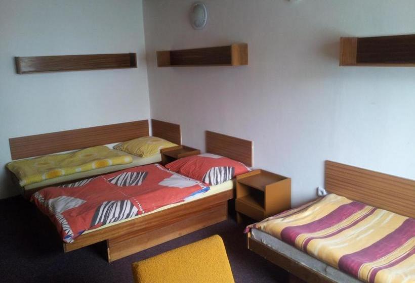 پانسیون Penzion Tenis