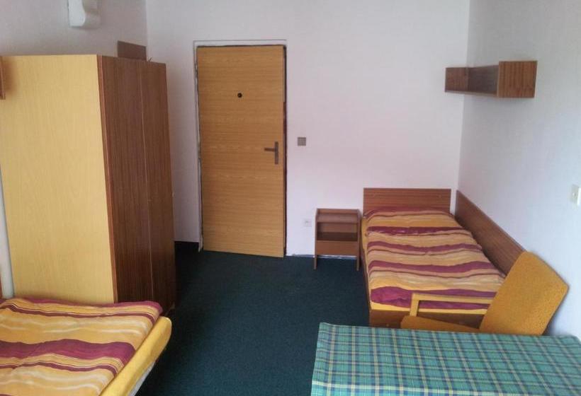 پانسیون Penzion Tenis