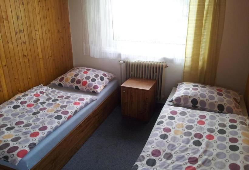 پانسیون Penzion Tenis