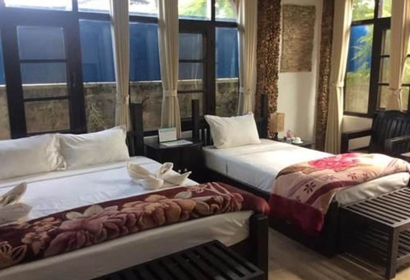 هاستل Aquarius Inn Inle Lake