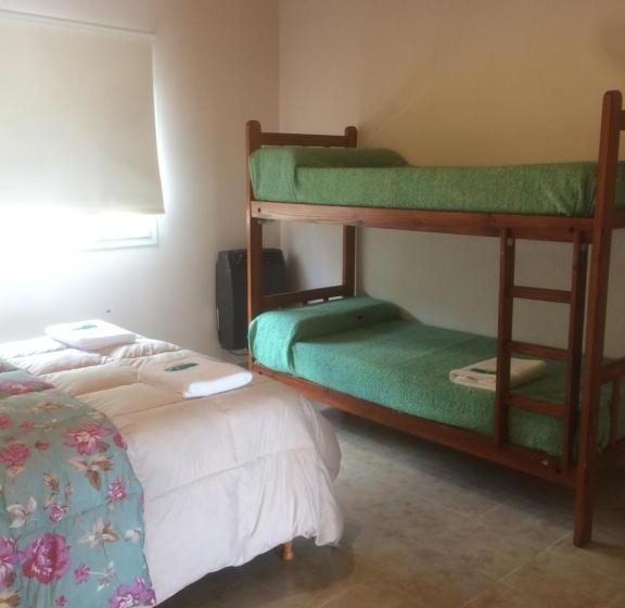 فندق صغير Y Cabañas Las Marías