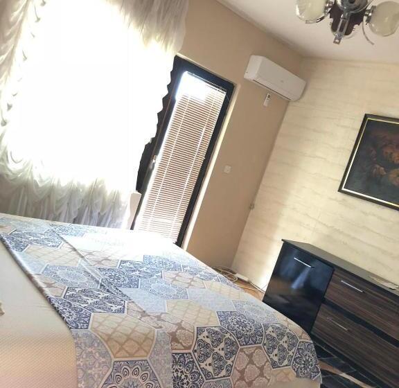 پانسیون Guest House Cvoro