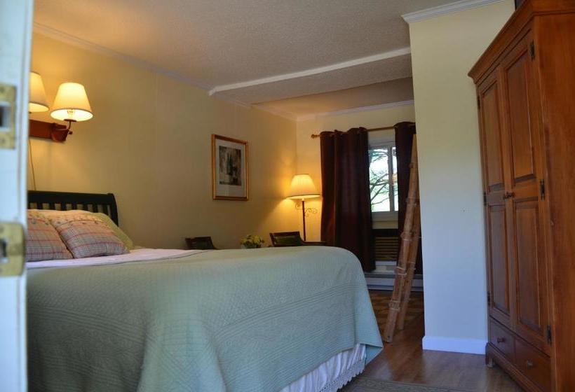 הוסטל Cornwall Inn