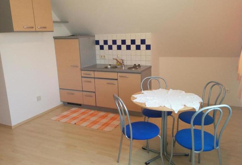 هاستل Rebenlandhof