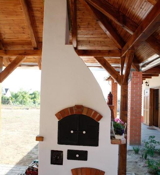 פנסיון Katica Vendégház