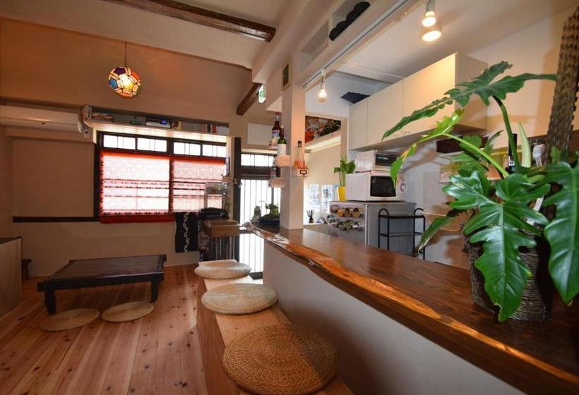 بنسيون Santana Guest House Kyoto Hostel