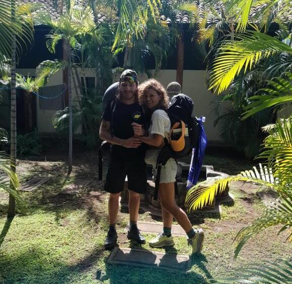هاستل Backpackers Inn