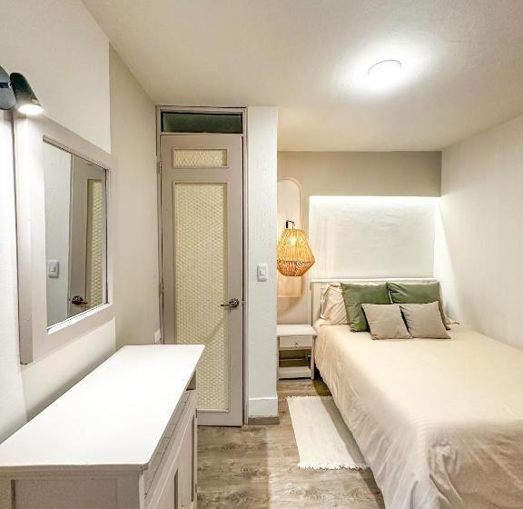 هاستل Posada De Santa Elena