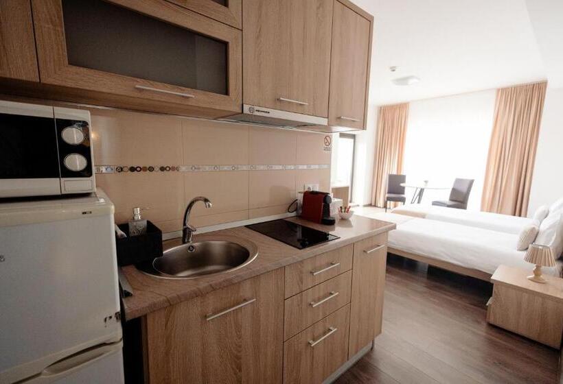 Aparthotel Punct Pe I