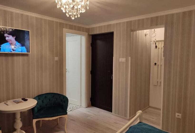 پانسیون Casa Alina