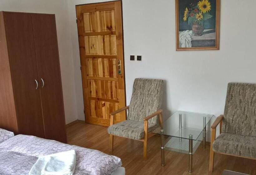 پانسیون Penzion Kalina