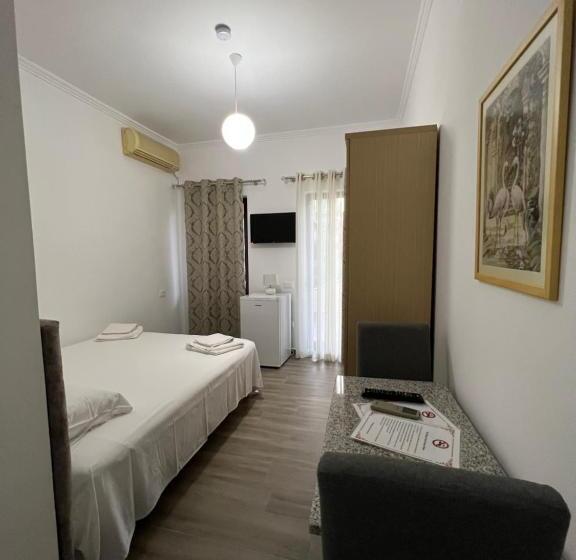 پانسیون Red Rose Guest House