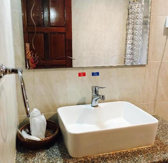 پانسیون Thoulasith Guesthouse