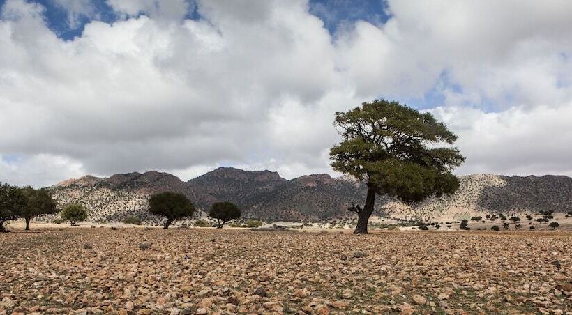 پانسیون Tifawin Home And Garden