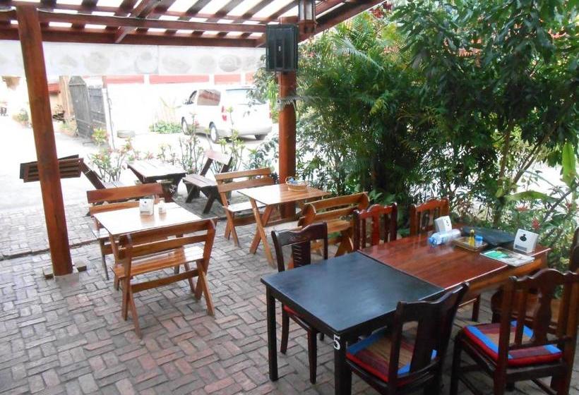 پانسیون Zuela Guesthouse