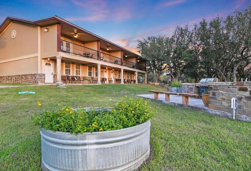 Canyon Lake Condos At Stillwater Ranch