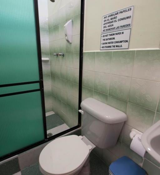 پانسیون Hostal Andry