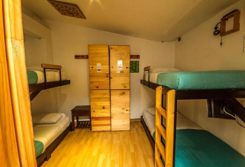 پانسیون Hostal De La 57