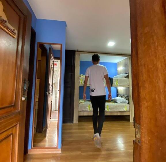 پانسیون Latacunga Hostel