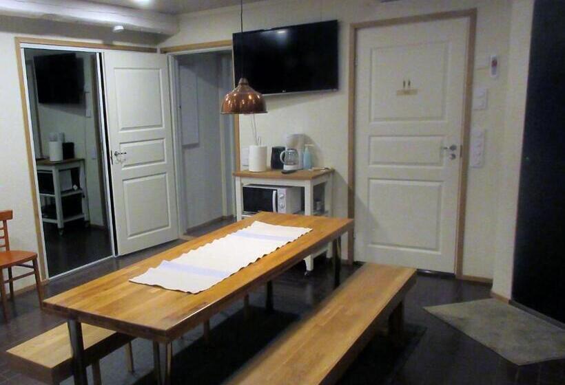 پانسیون Turusensaha Guesthouse