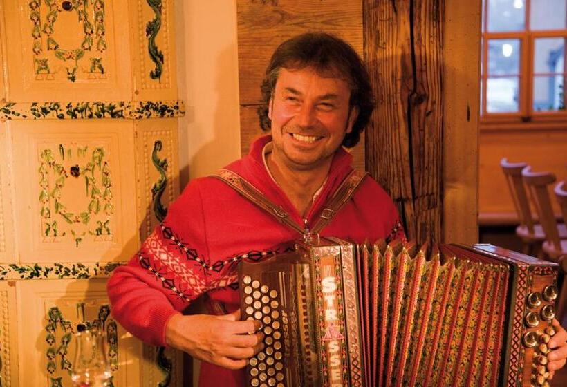 فندق صغير Naze`s Hus Mellau