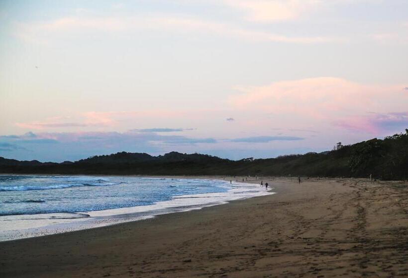 هاستل Pipe House Playa Grande
