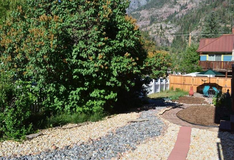 هاستل The Ouray Main Street Inn