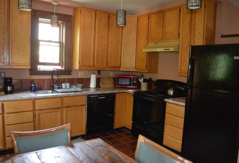 هاستل The Ouray Main Street Inn