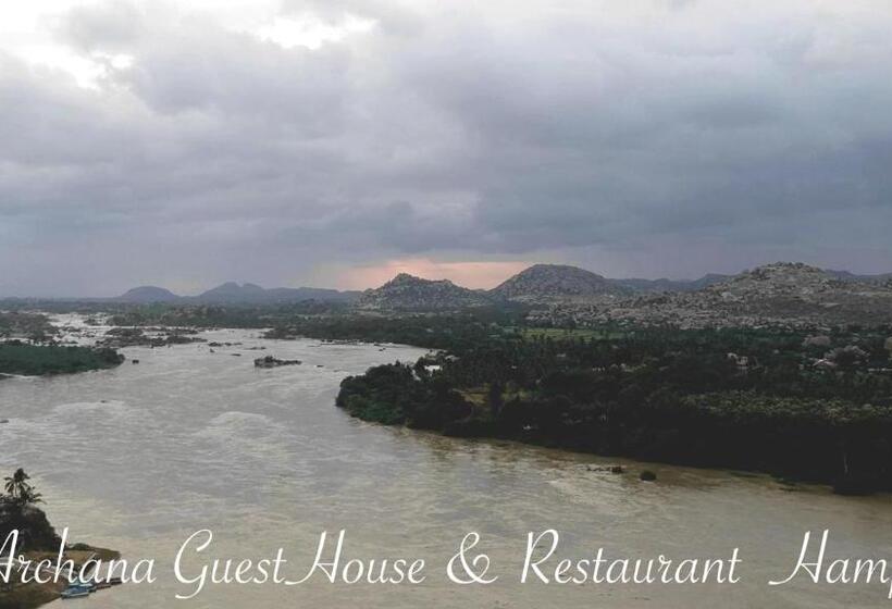 پانسیون Archana Guest House River View