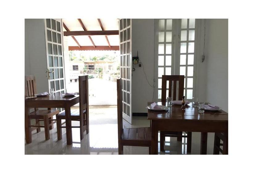 پانسیون Family Inn