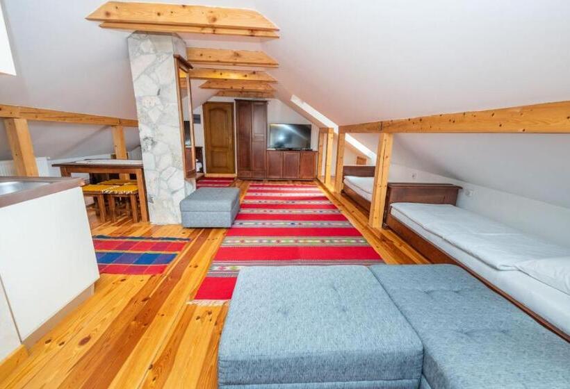 پانسیون Guesthouse Sandra