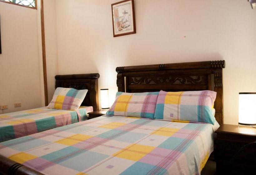 پانسیون Hostal Pelikan Taganga