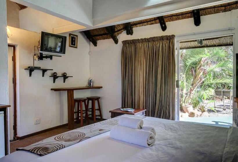 Пансион Khaya La Manzi Guest Lodge