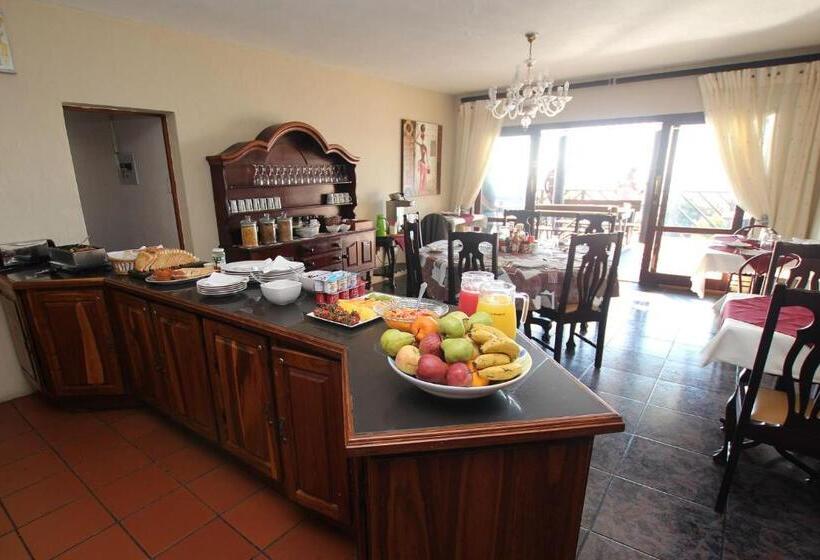 Пансион Khaya La Manzi Guest Lodge