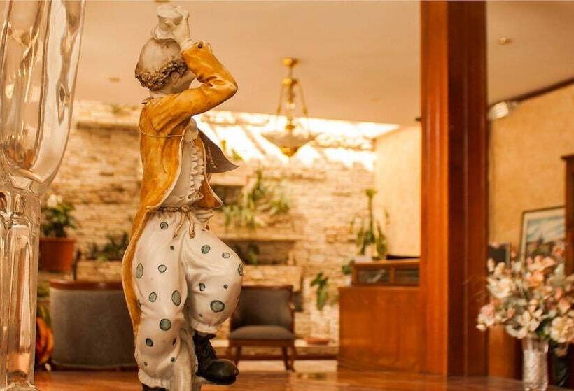 بنسيون Villa Emilia Hostal