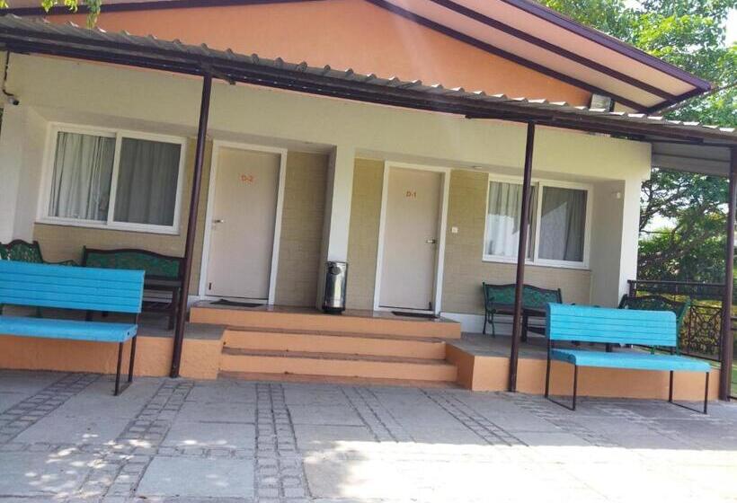 Savana Lake Resort