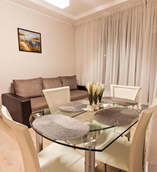 Sonia Apartments